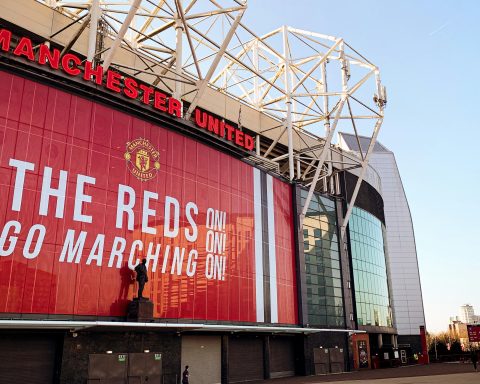 Cunha's Manchester United Training Turns Heads