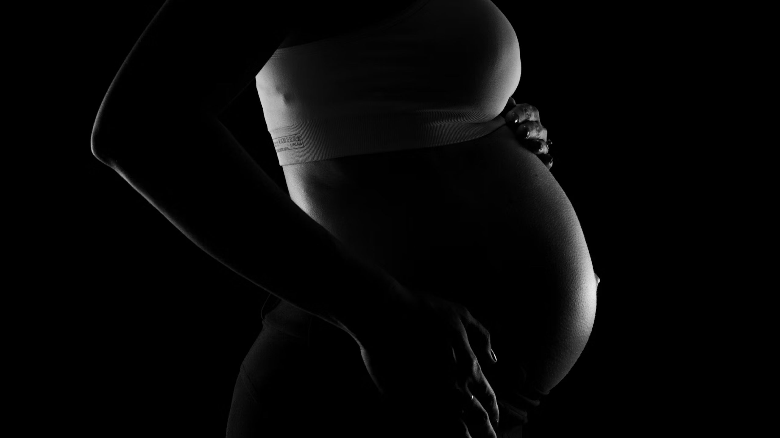 Dudula Clinic Attacks Force Mother to Give Birth Alone
