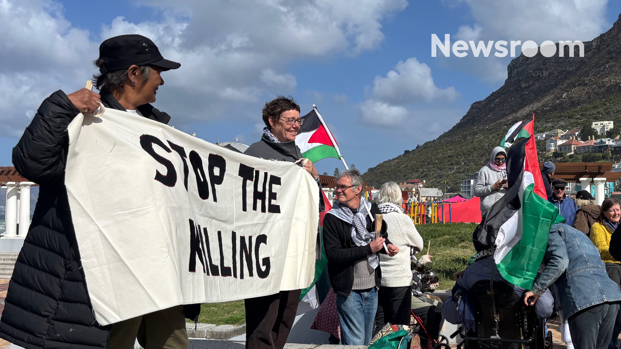 Muizenberg Palestine Protest: Boycott Targets Starbucks