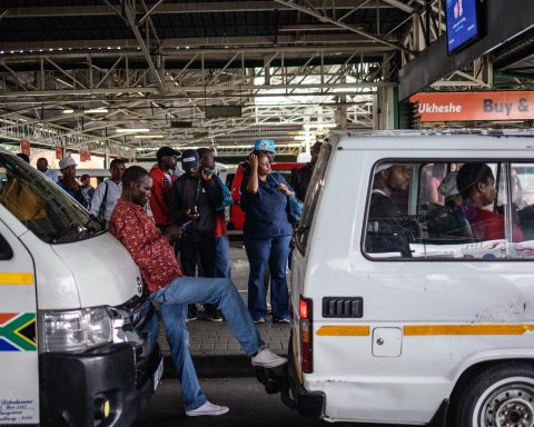 SA Taxi Crackdown Sparks Chaos & Strikes