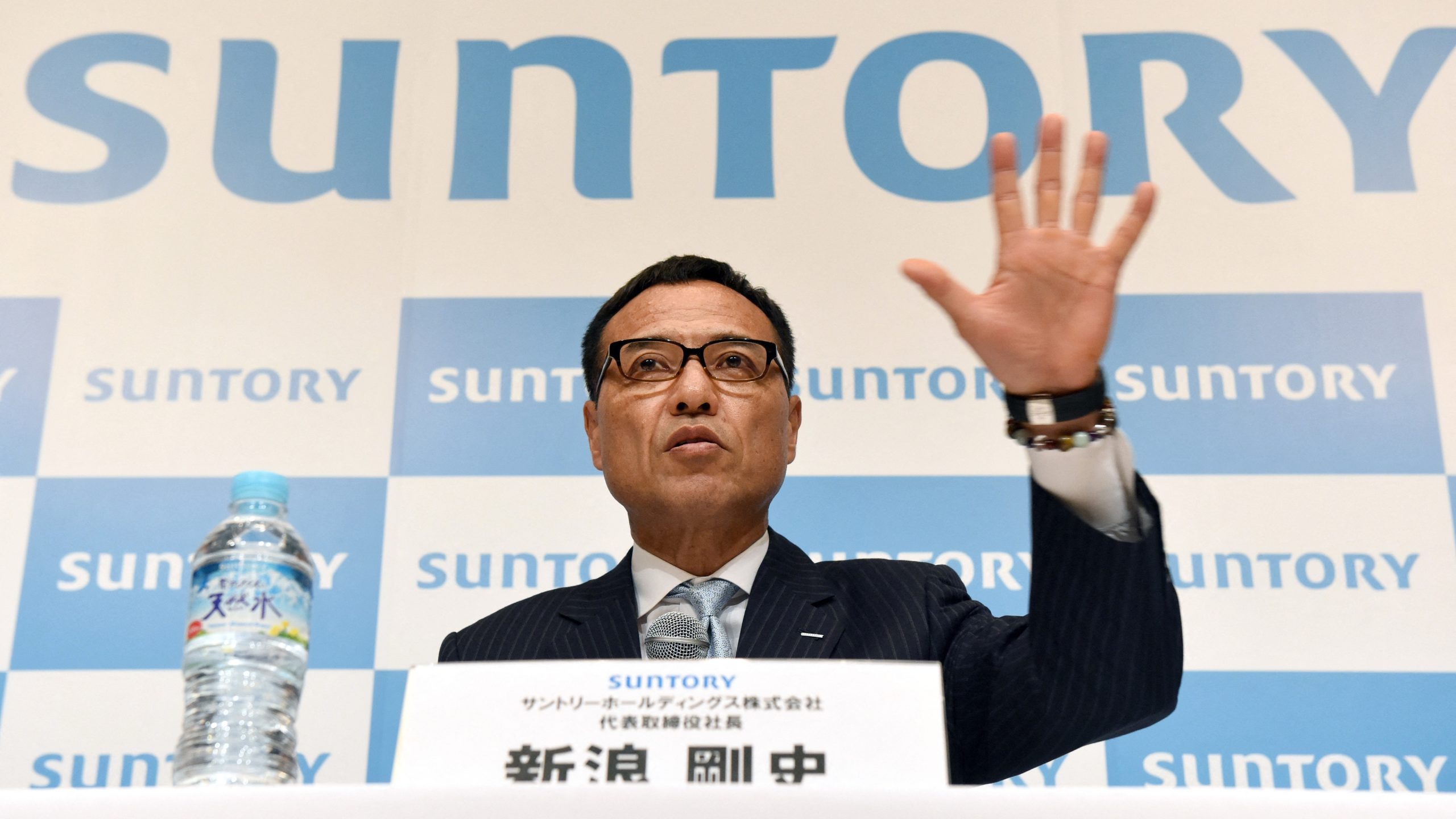 Suntory CEO Resigns Amid Japan Drugs Probe