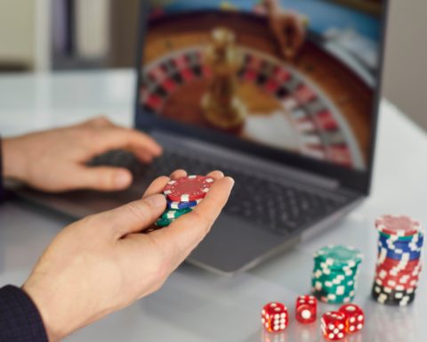Online Gambling in South Africa Surges as Crackdown Starts