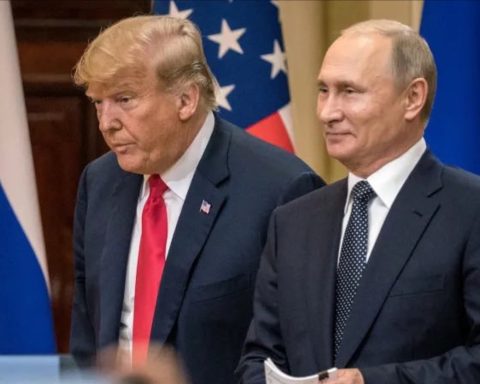 Trump Putin Summit Doubts Rise as Plans Shelved