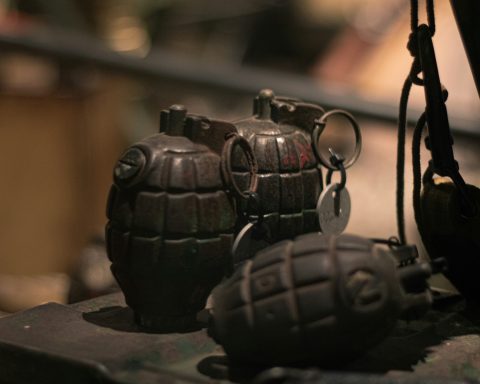 Wynberg Bomb Threat Shuts Court As Police Evacuate Building